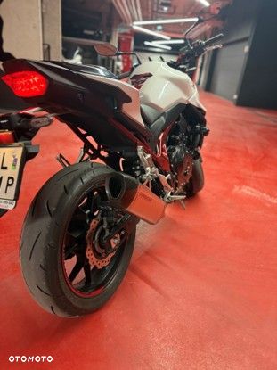 Honda CB - 8
