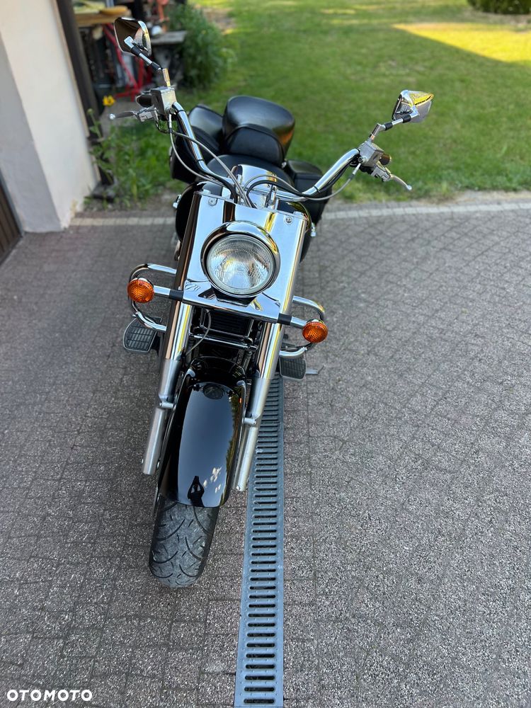 Suzuki Intruder - 26