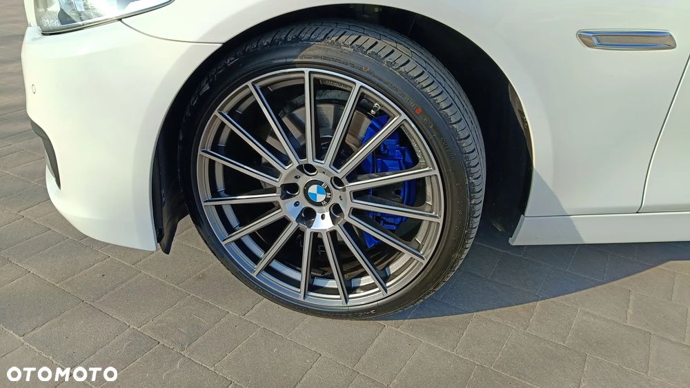 BMW Seria 5 530d xDrive Modern Line - 16