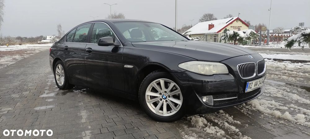 BMW Seria 5 520i - 7