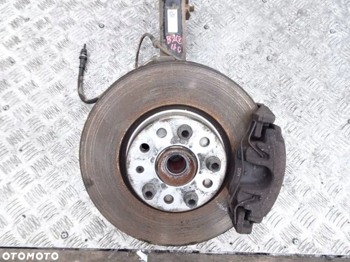 Kolumna zwrotnica PRAWA Volkswagen Passat B7 1.6 TDI - 2