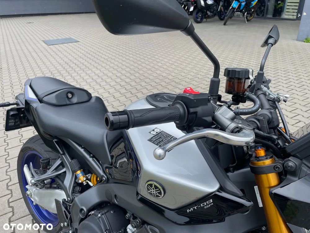 Yamaha MT - 9