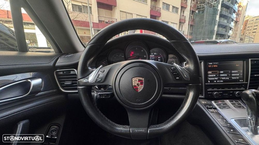 Porsche Panamera Standard - 13