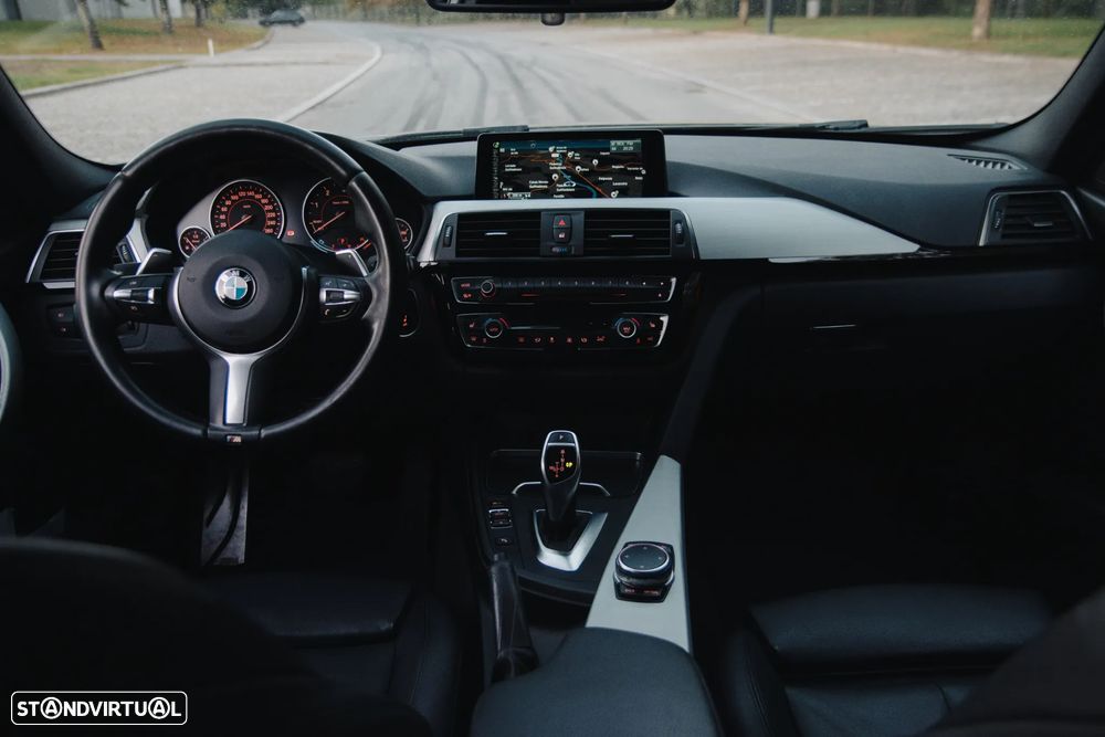 BMW 320 d Touring Aut. M Sport - 23