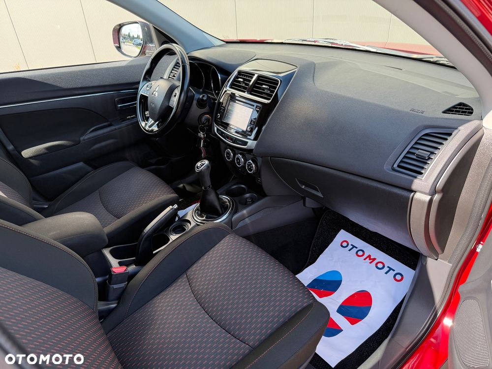 Mitsubishi ASX - 15