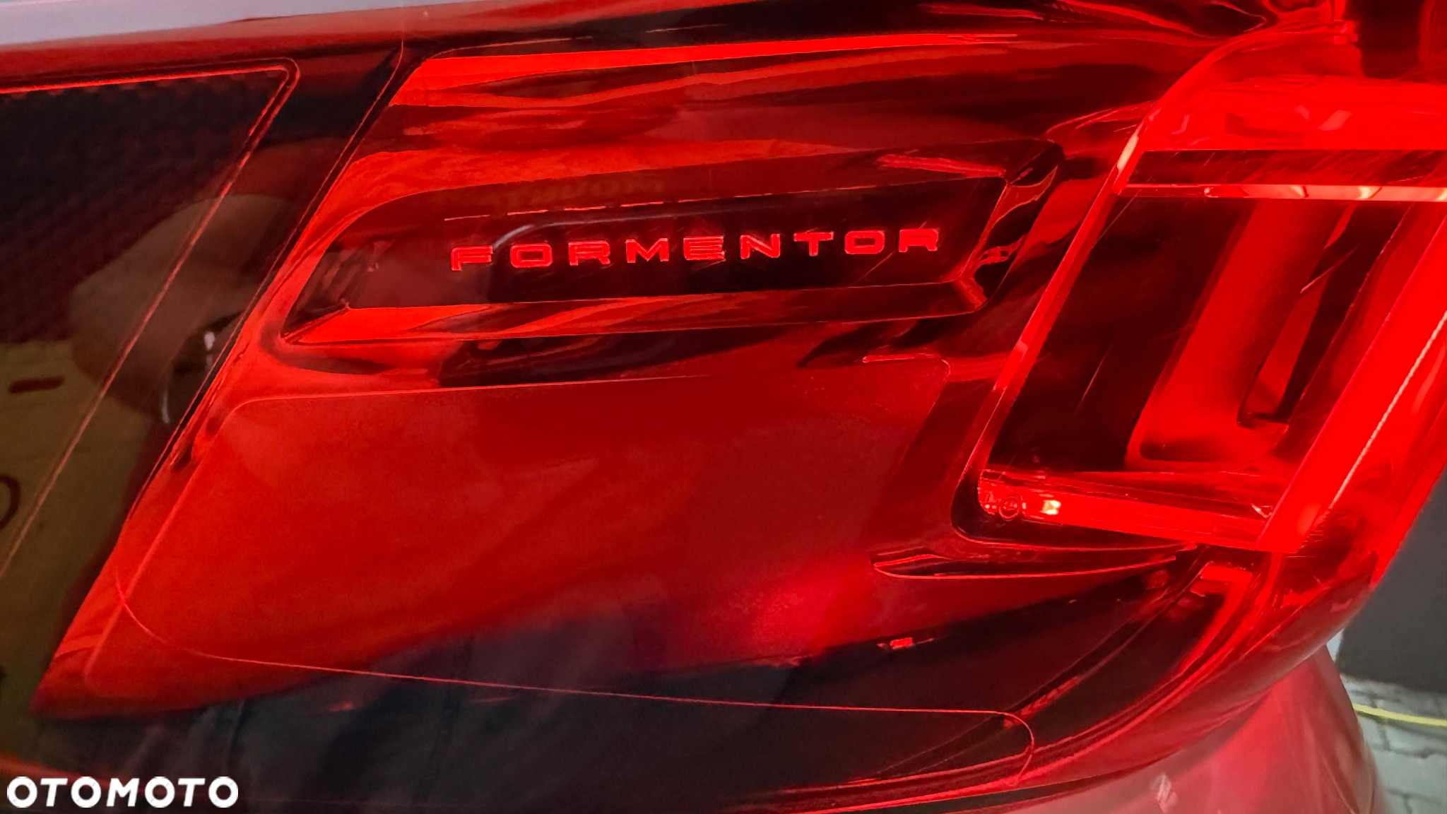 Cupra Formentor 1.4 e-Hybrid DSG - 17