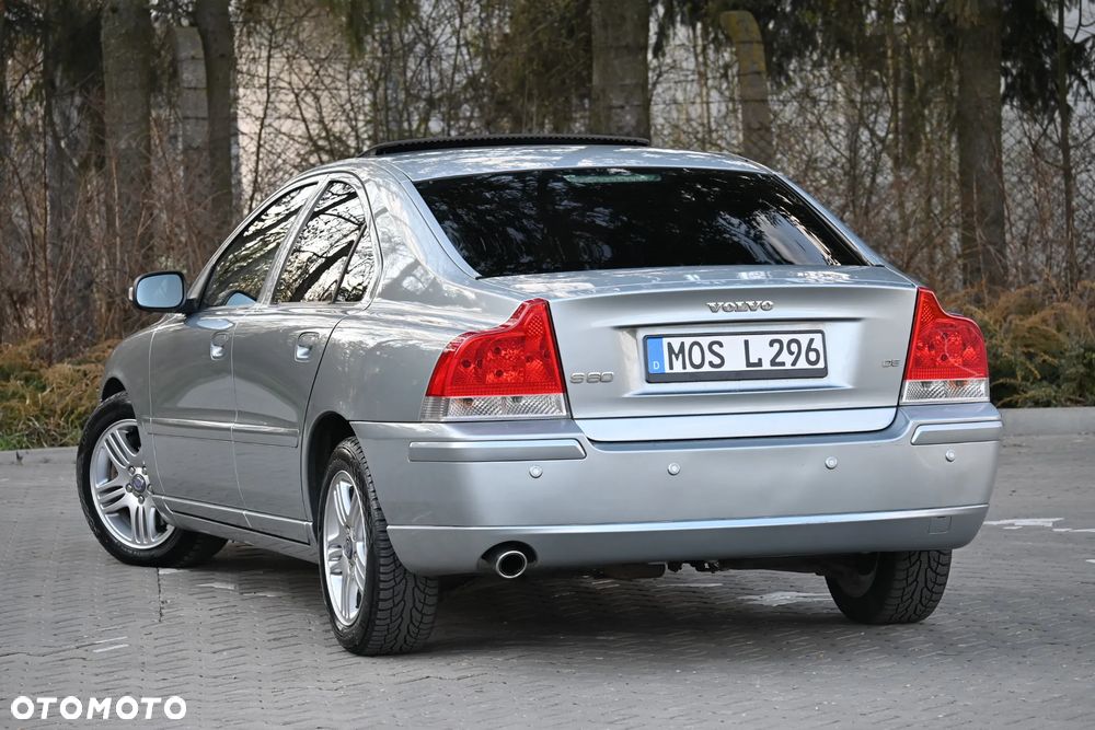 Volvo S60 2.4D5 Momentum - 14