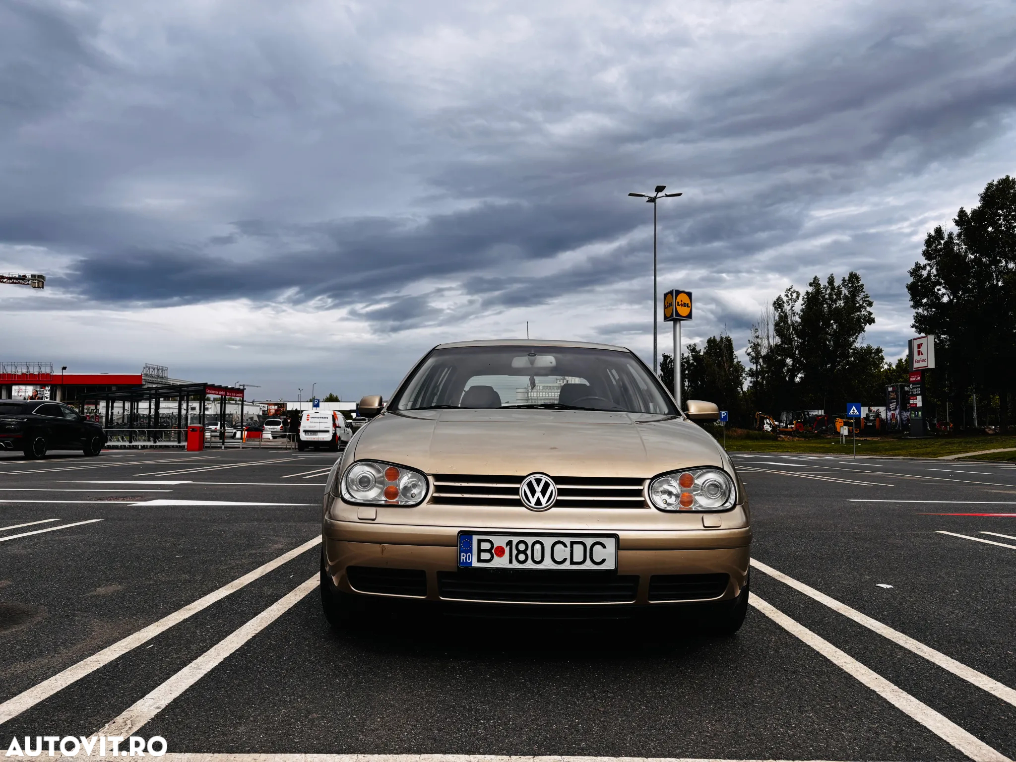 Volkswagen Golf Variant 2.0 Highline - 2