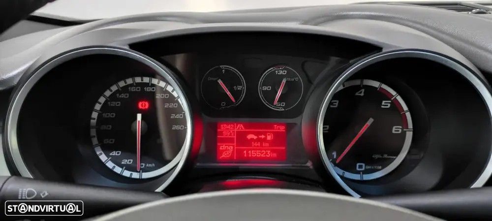 Alfa Romeo Giulietta 1.6 JTDM Exclusive - 39