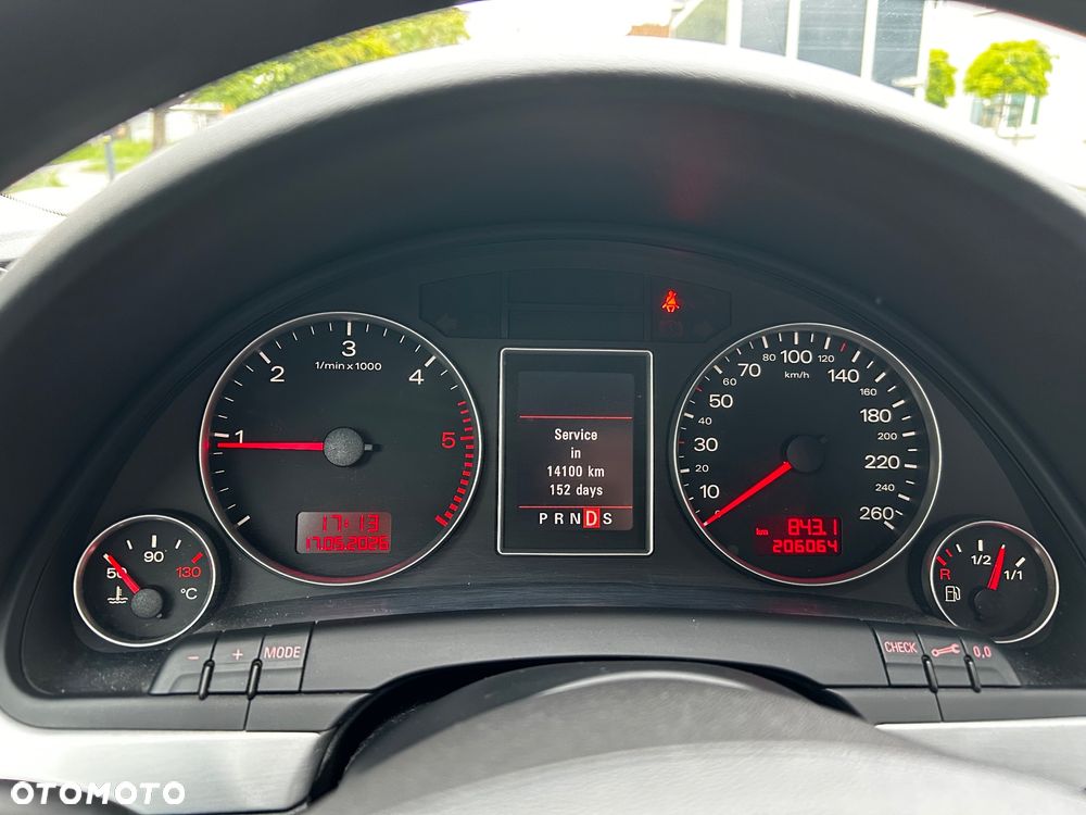 Audi A4 Limousine 2.0 TDI DPF multitronic - 14