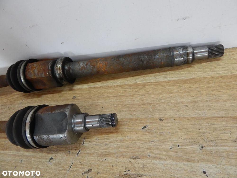 Półoś ośka przegub przód 1.5 1.6 TDCi Ford Focus MK3 10-18  Łuków części - 3