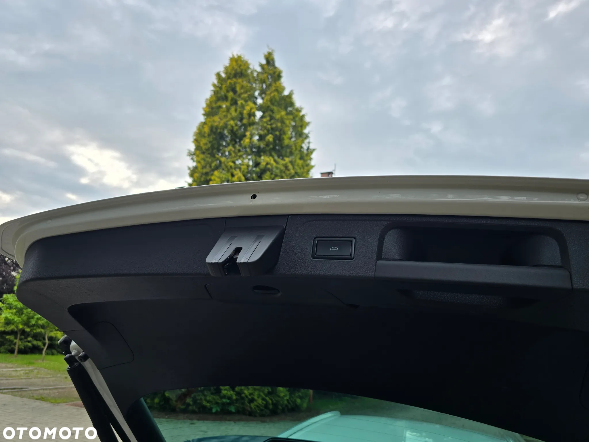 Volkswagen Passat 2.0 TDI SCR 4Mot DSG Highline - 29