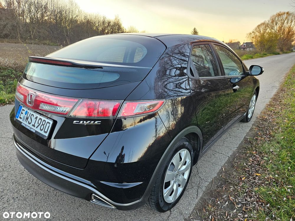 Honda Civic 1.4 i-VTEC Elegance - 8