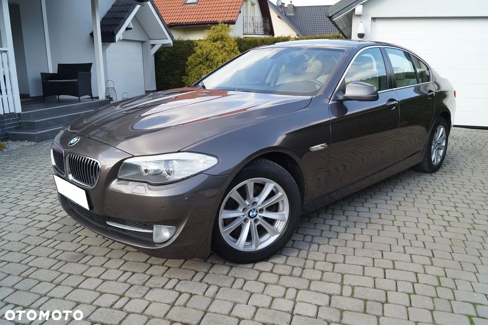 BMW Seria 5 520i - 3