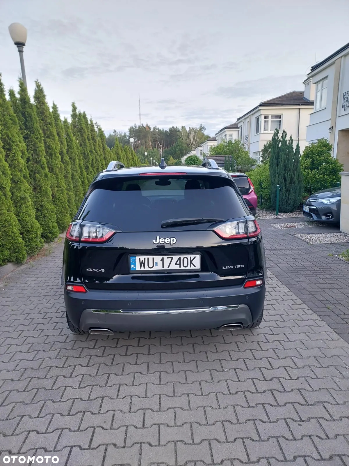 Jeep Cherokee - 5