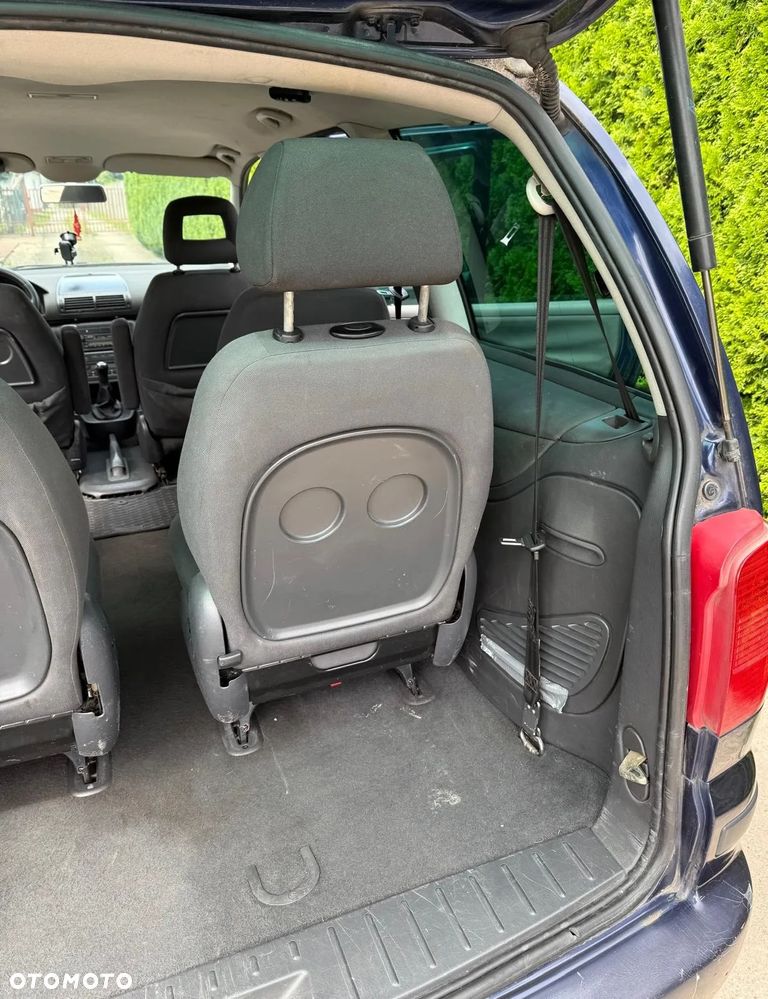 Volkswagen Sharan - 5