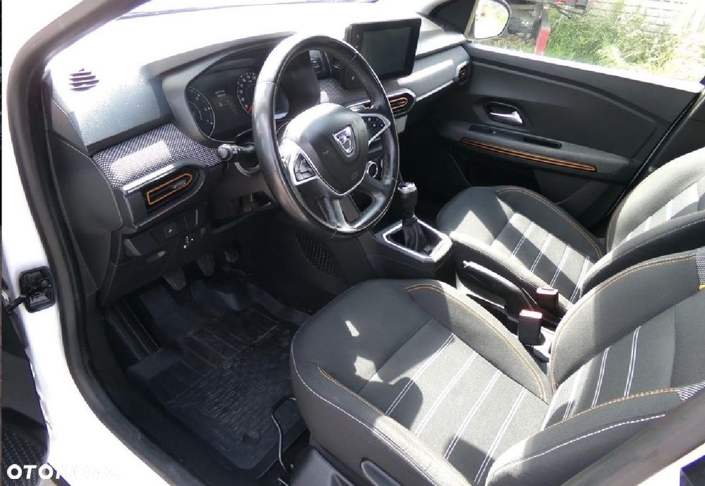 Dacia Sandero 1.0 TCe Comfort - 4
