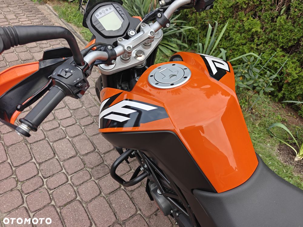KTM Duke - 13