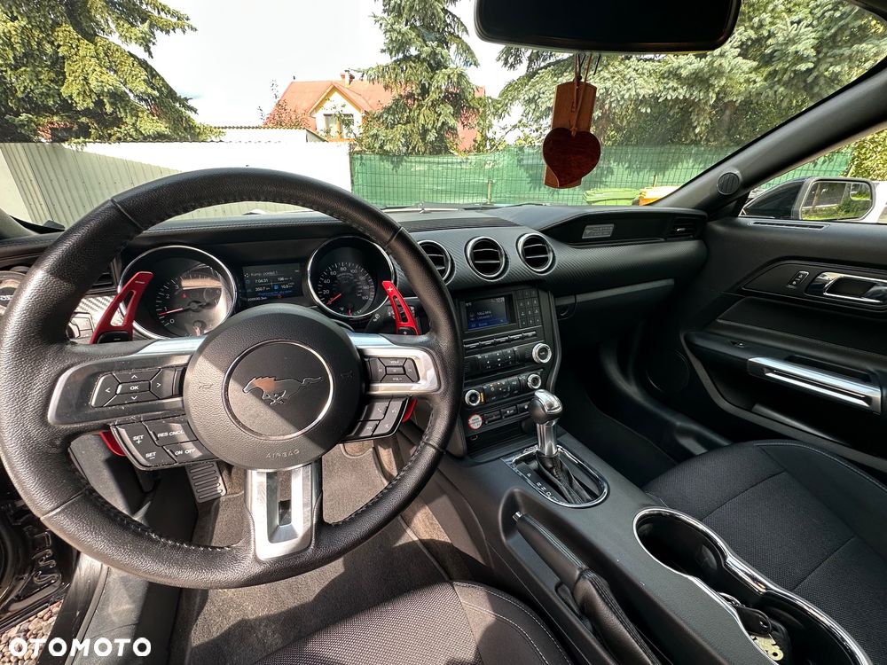 Ford Mustang 3.7 V6 - 8