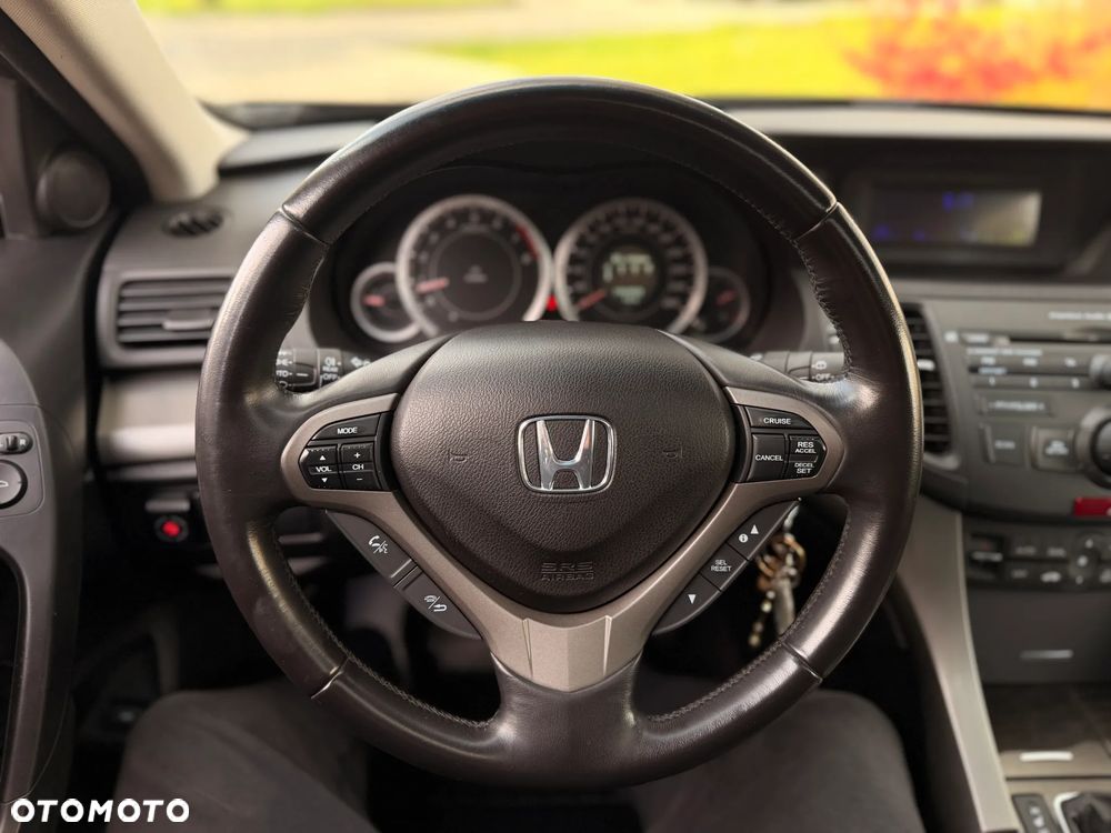 Honda Accord 2.0 Elegance - 21