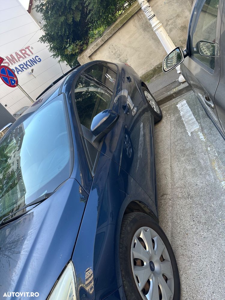 Ford Focus 1.6 TDCi DPF Trend - 5