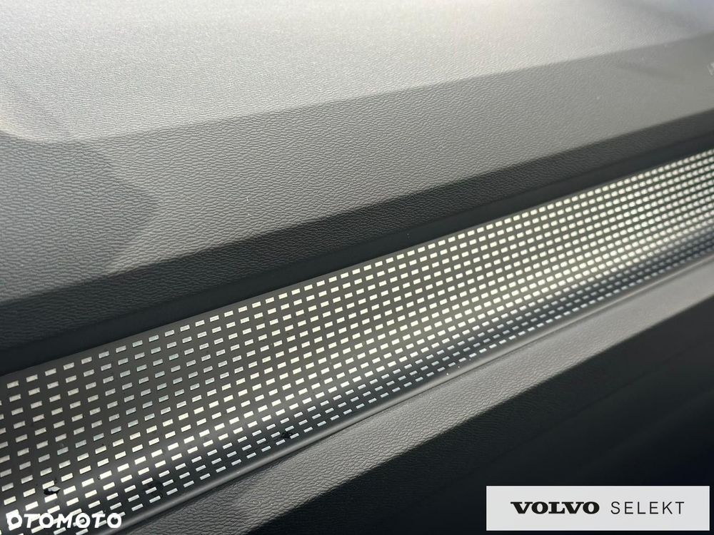 Volvo XC 40 - 31