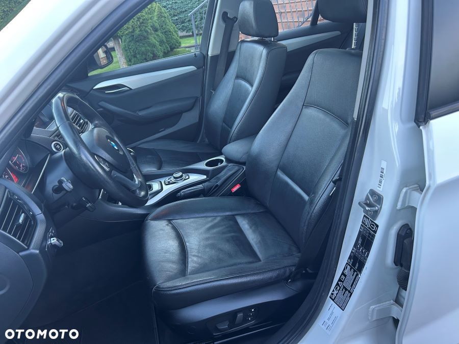 BMW X1 xDrive20d Sport Line - 12