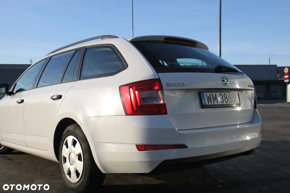 Skoda Octavia 1.6 TDI Ambition - 5