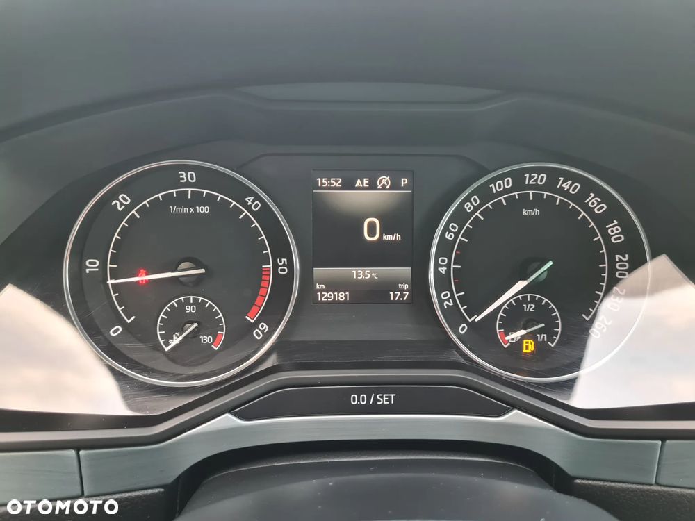 Skoda Superb 1.6 TDI Ambition DSG - 6