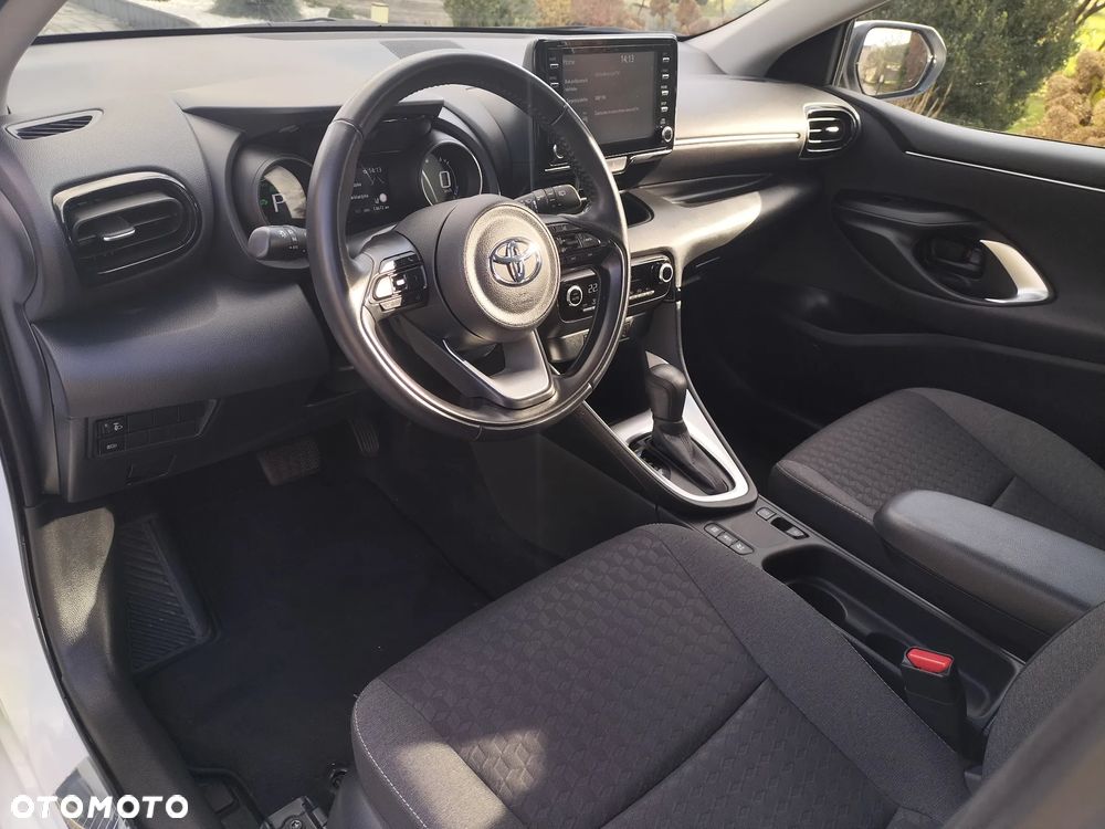 Toyota Yaris Hybrid 1.5 Executive - 24