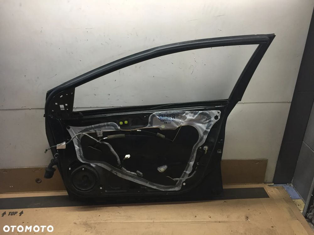 Honda Civic UFO 2008 r Drzwi prawe przód - 2