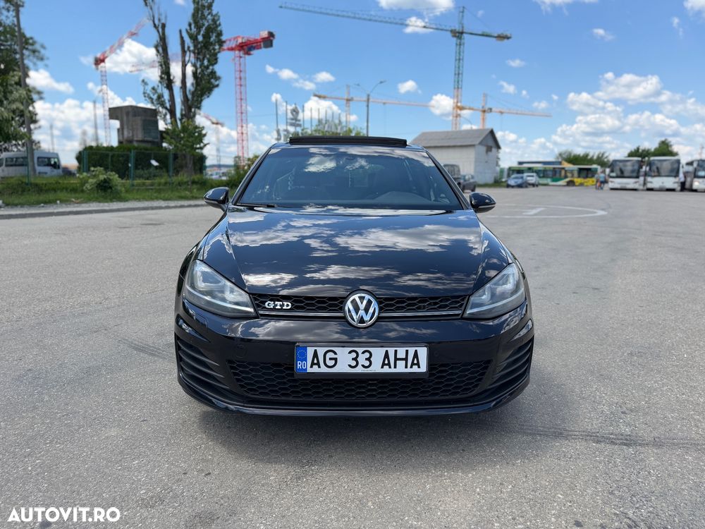 Volkswagen Golf 2.0 TDI DPF BMT DSG GTD - 1