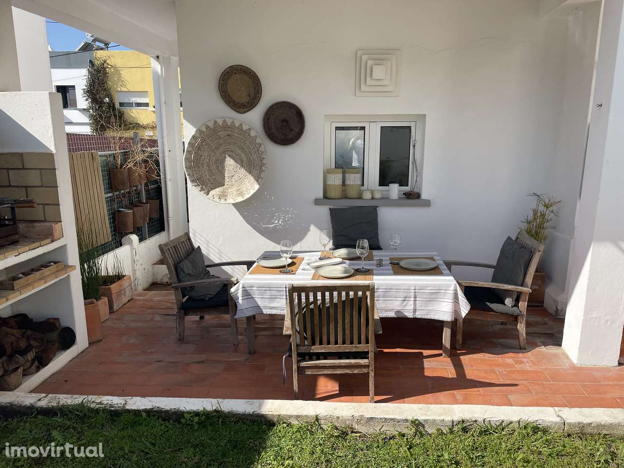 Moradia em Faro T5 de 185 m2 e com 140 m2 espaço exterior - Grande imagem: 4/57