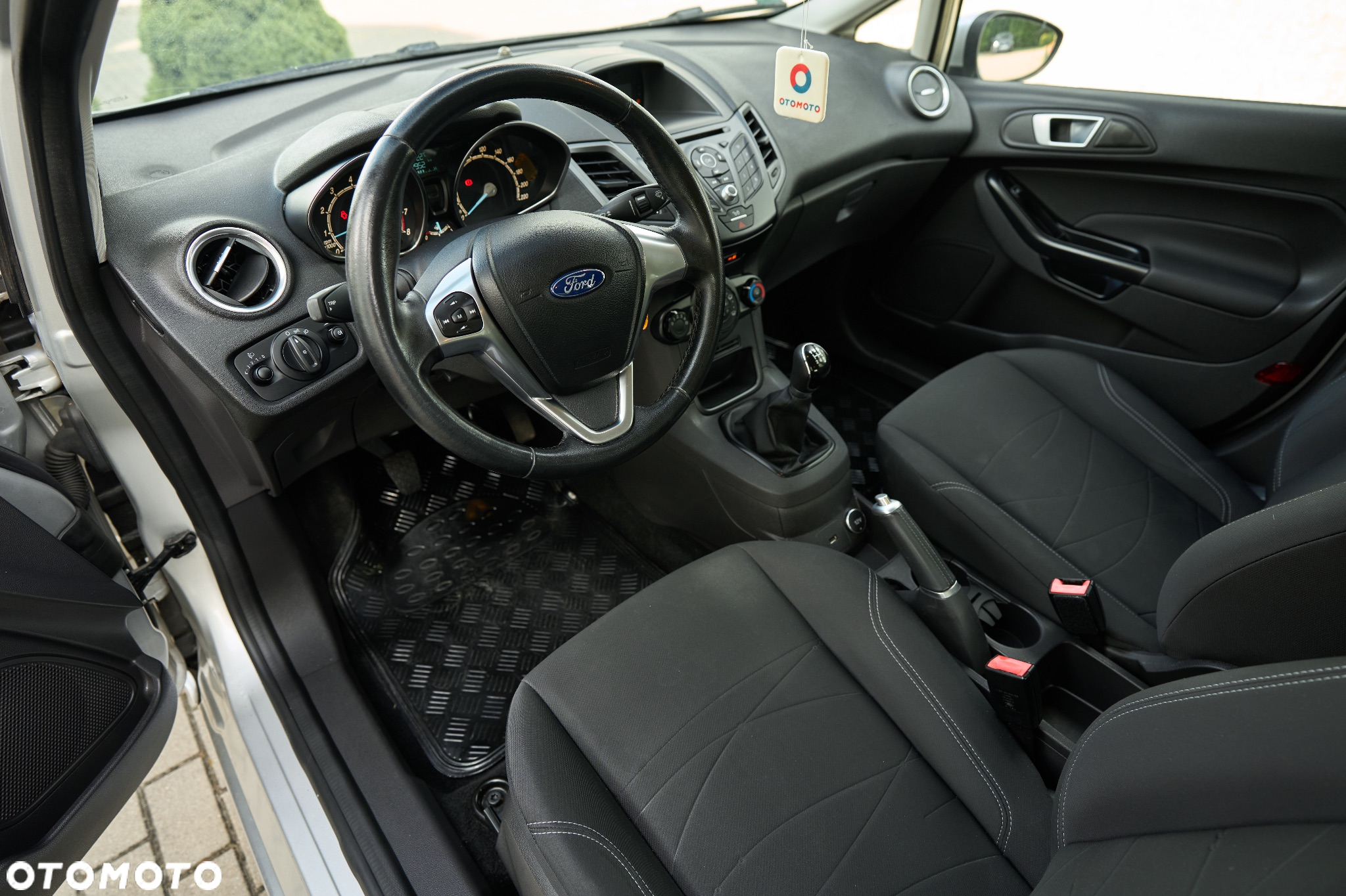 Ford Fiesta - 14