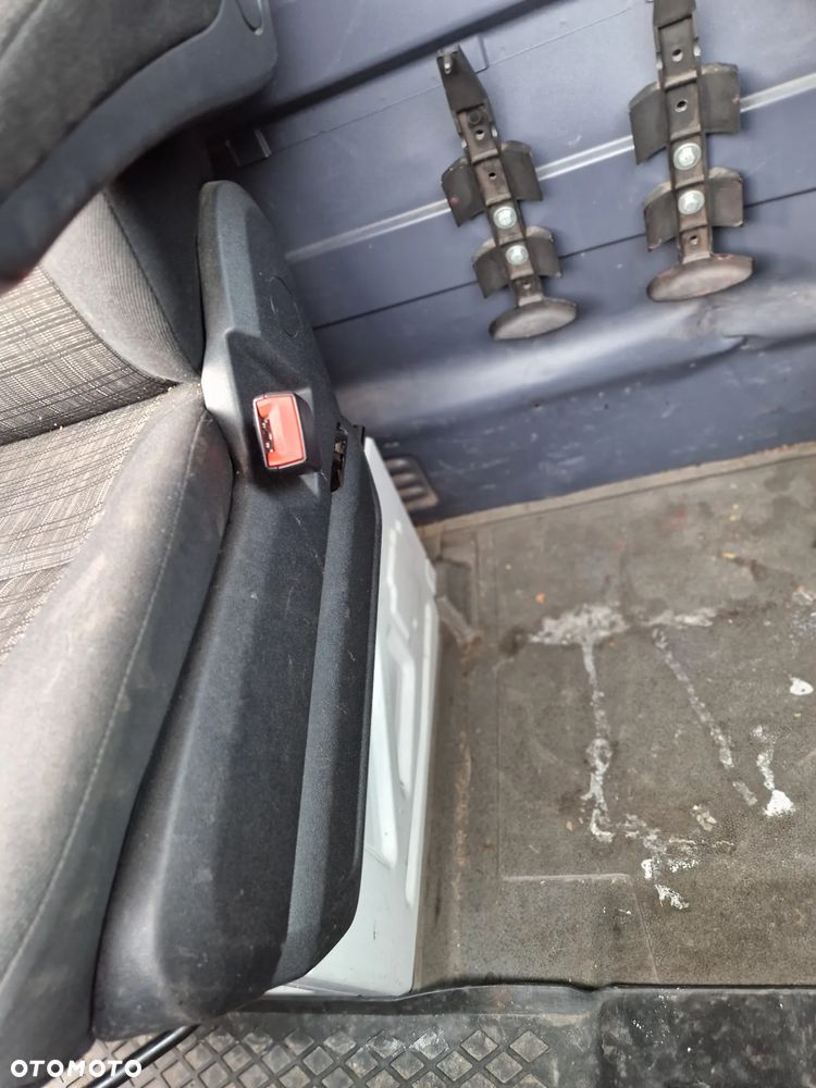 FOTEL PRAWY MERCEDES SPRINTER 906 VW CRAFTER - 7