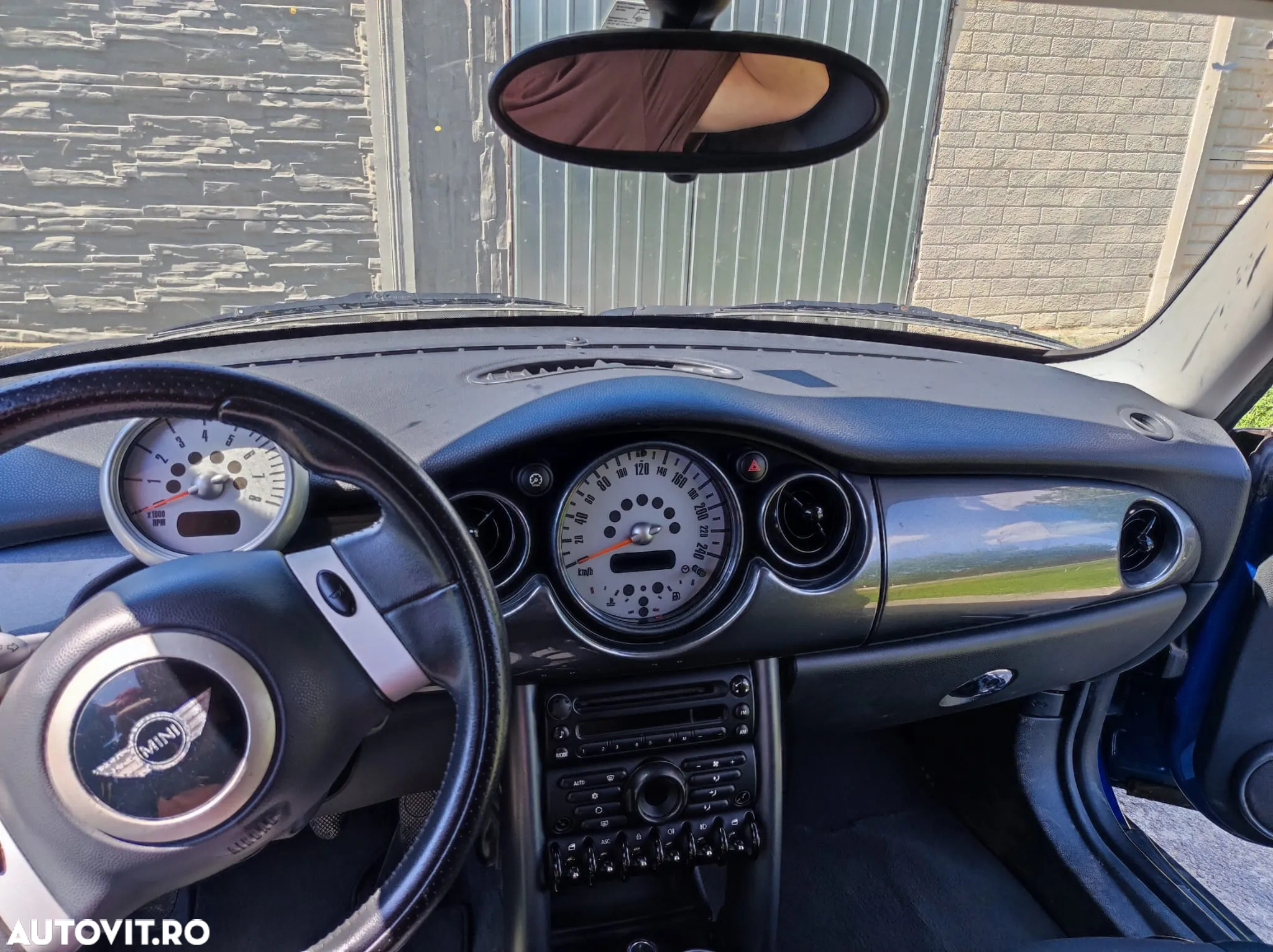 Mini Cooper Cabrio - 12