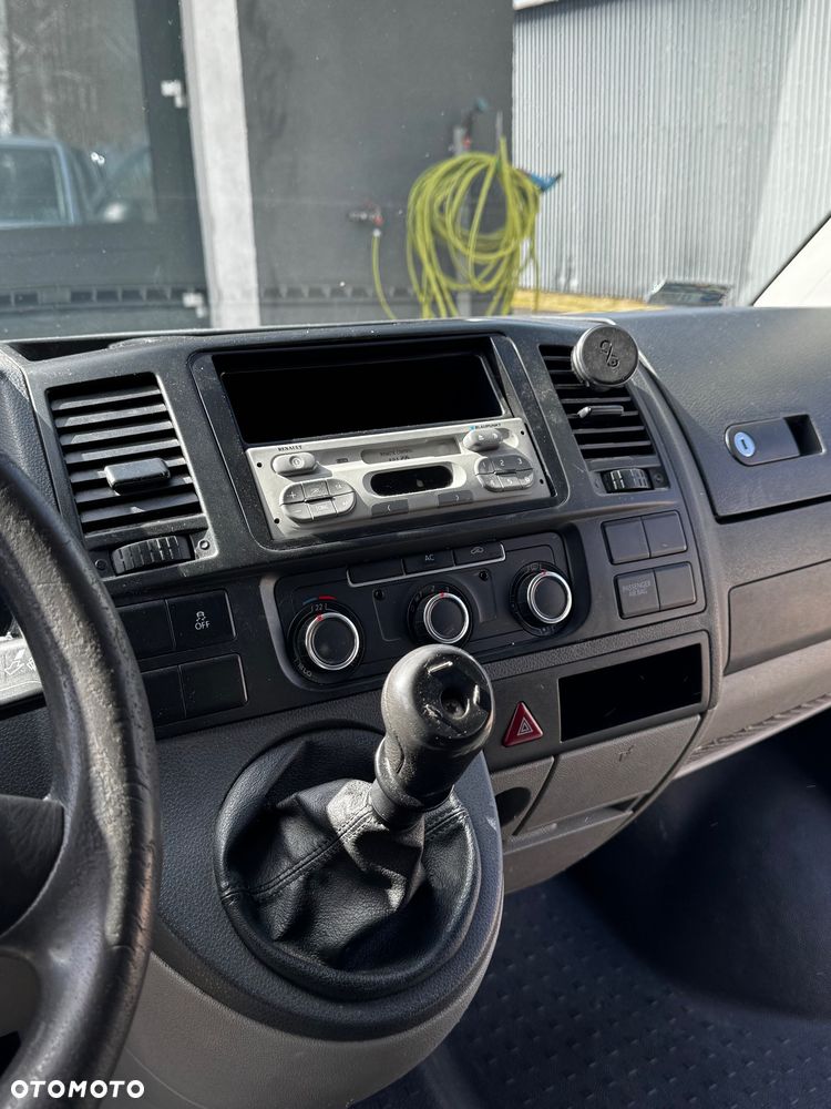 Volkswagen Transporter - 13