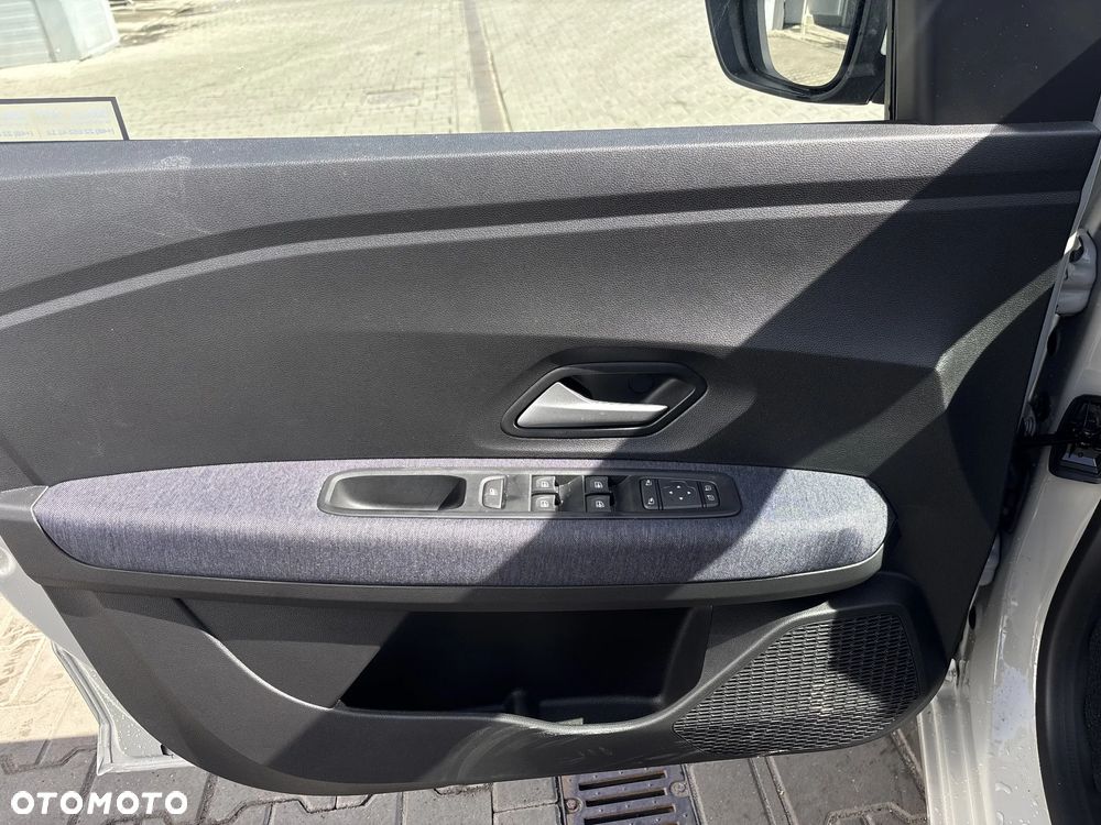 Dacia Sandero 1.0 TCe100 Journey - 10