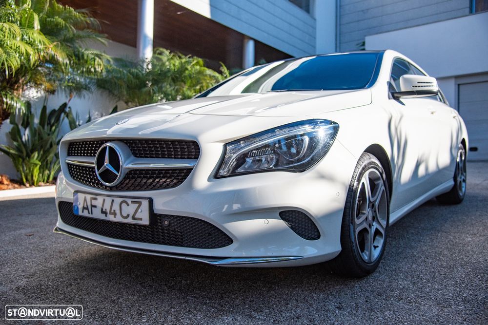 Mercedes-Benz CLA 200 7G-DCT - 2