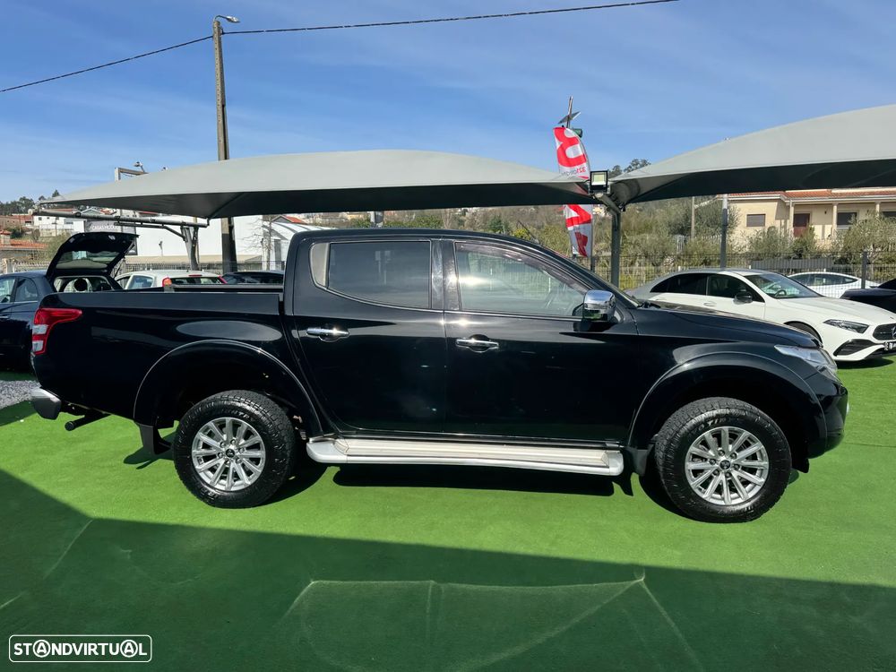 Mitsubishi L200 2.4 DI-D CD Instyle Strakar 4WD - 11