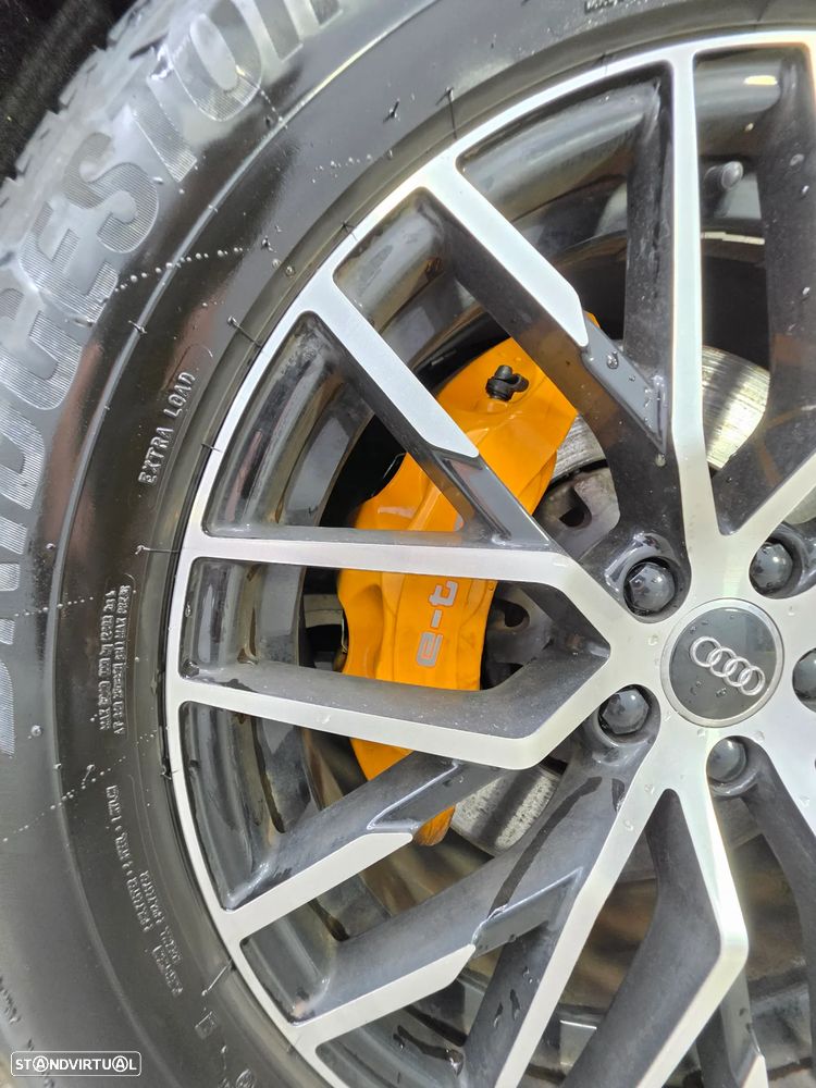 Audi e-tron 50 quattro - 10