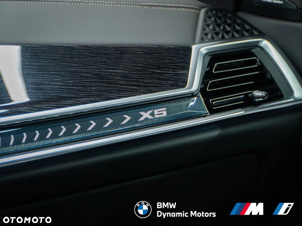 BMW X5 xDrive40i - 32