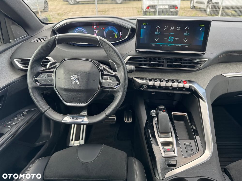Peugeot 3008 1.6 PureTech HYbrid4 GT Line S&S EAT8 - 19