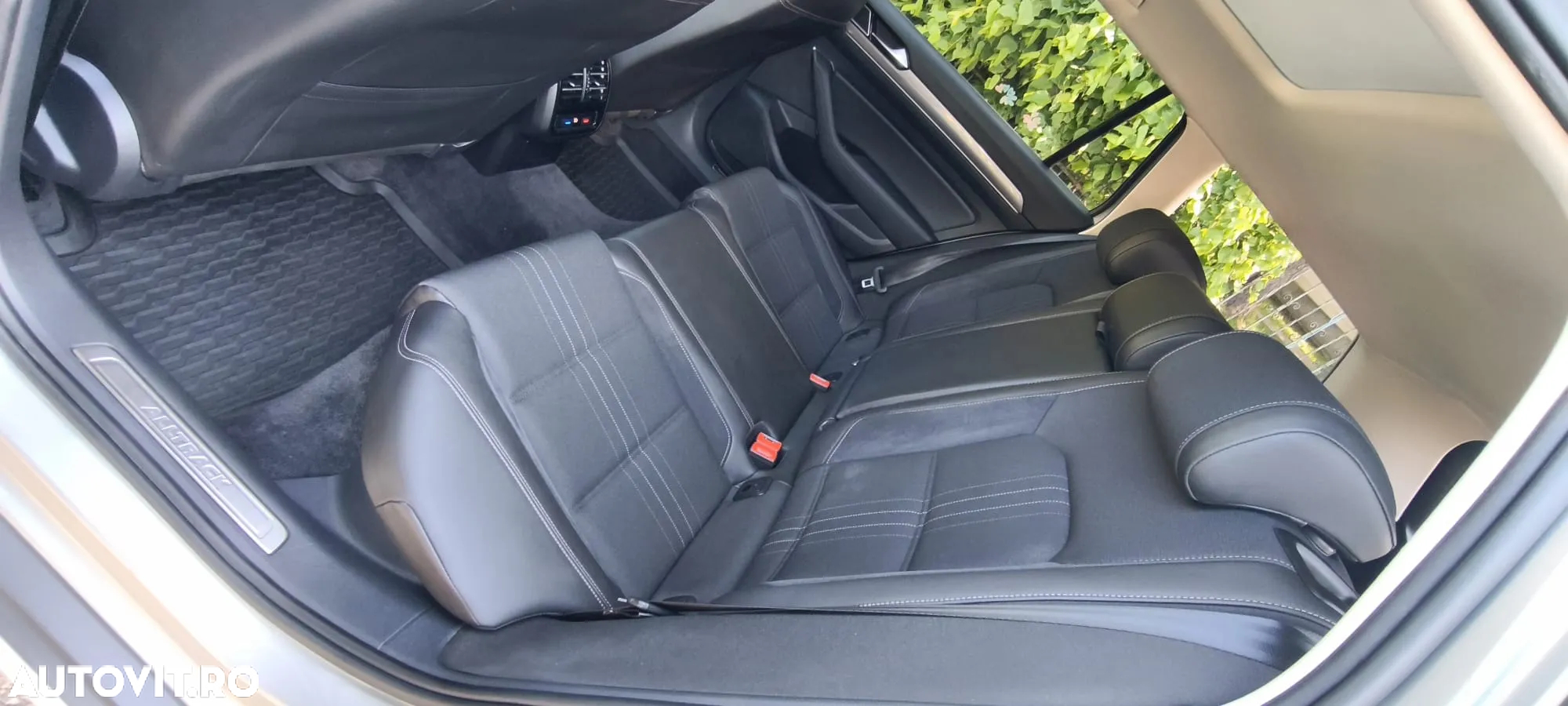 Volkswagen Passat Alltrack 2.0 TDI DSG 4Motion - 13