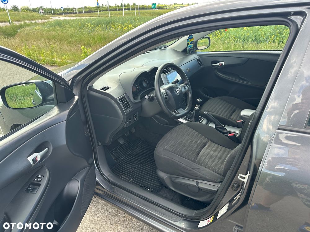 Toyota Corolla 1.4 D-4D Luna - 10