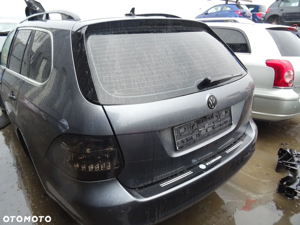 Volkswagen Golf 6 benzyna 1.4 CAX lakier(LD7X) na części drzwi zderzak klapa fotel - 3