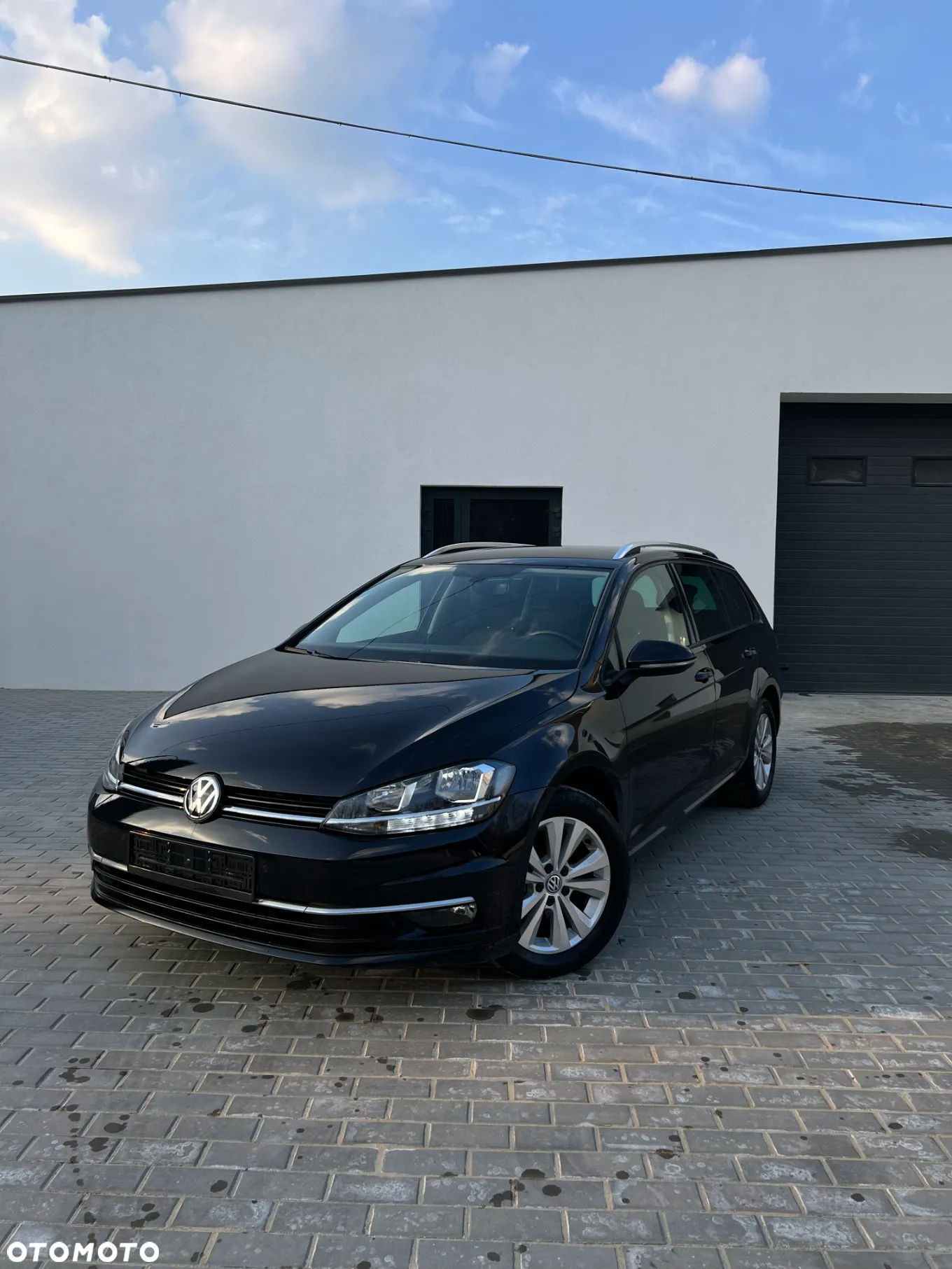 Volkswagen Golf Variant 1.6 TDI (BlueMotion Technology) DSG Comfortline - 2