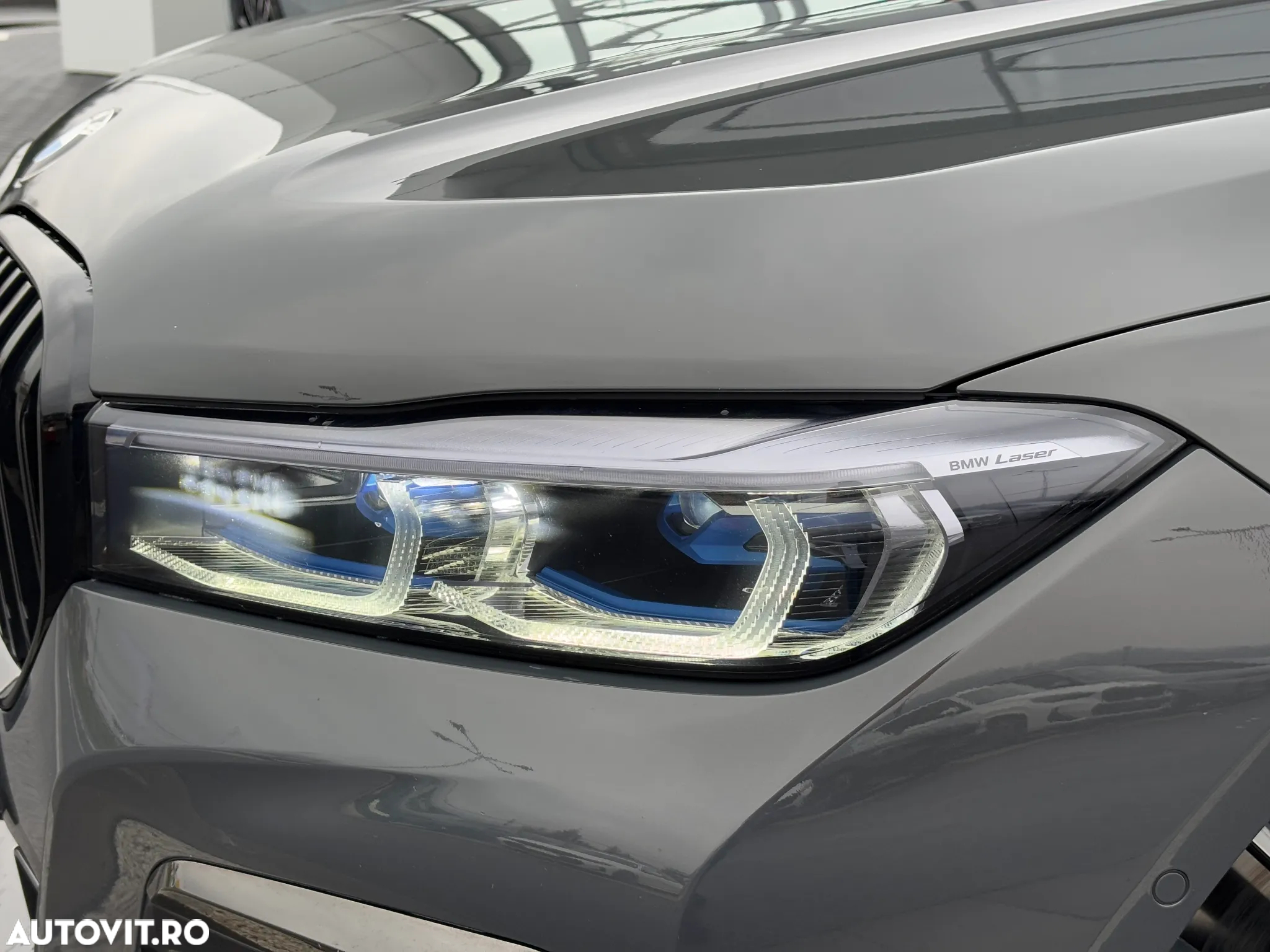 BMW Seria 7 750i xDrive - 26