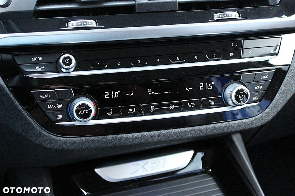 BMW X3 xDrive20i xLine - 22