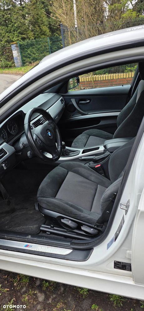 BMW Seria 3 318i Edition Sport - 6